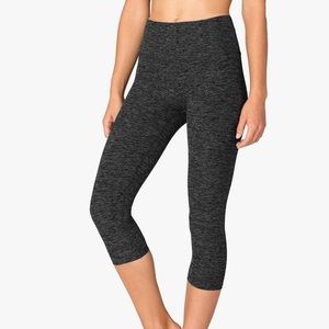 Beyond Yoga Spacedye Walk and Talk Capri Legging